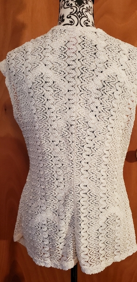 No Boundaries Junior's Vest  EUC - Picture 6 of 6